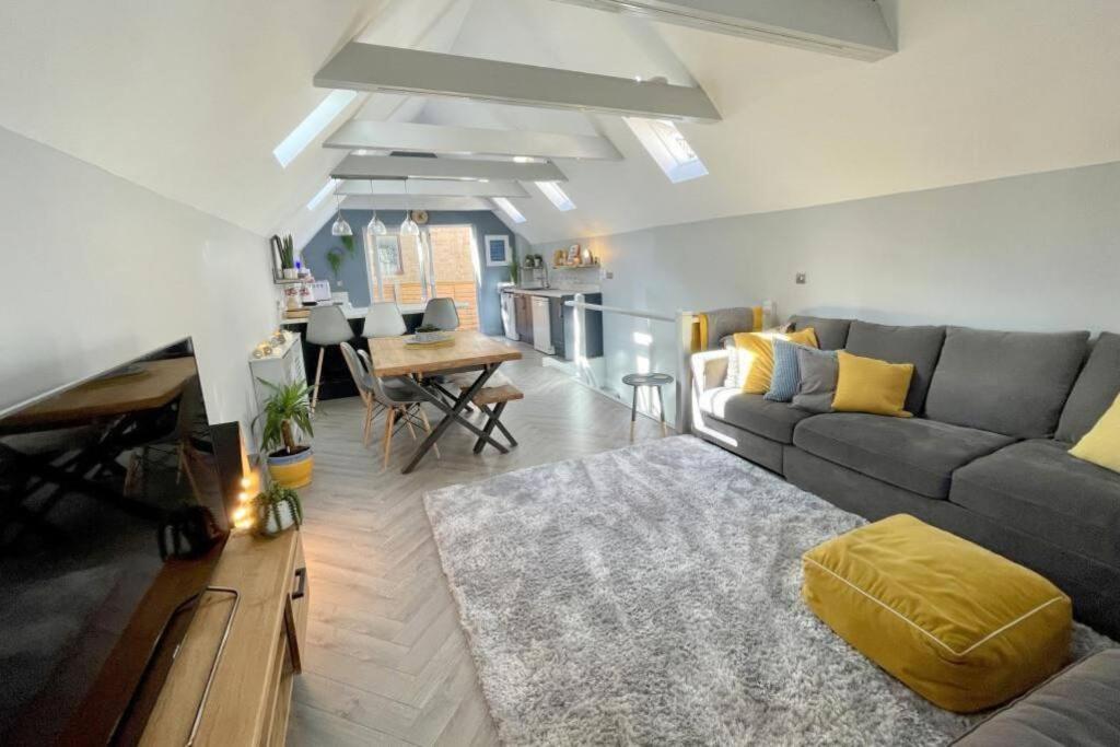 Villa Bournecoast: Beautiful Two Bed Coach House-Hb5458 Bournemouth Esterno foto
