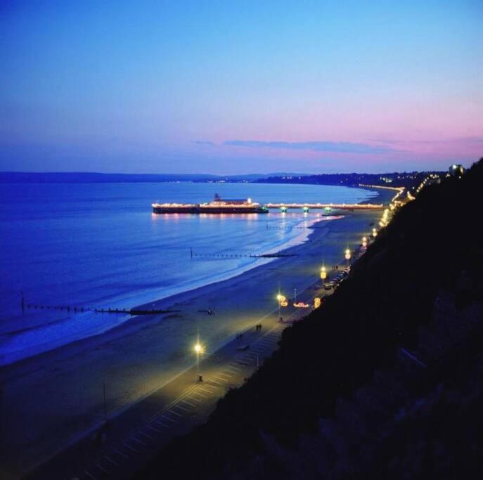 Villa Bournecoast: Beautiful Two Bed Coach House-Hb5458 Bournemouth Esterno foto