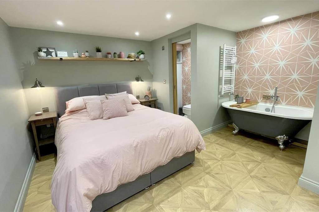 Villa Bournecoast: Beautiful Two Bed Coach House-Hb5458 Bournemouth Esterno foto